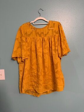 Women's Mustard Yellow Textured Short-Sleeve Blouse
